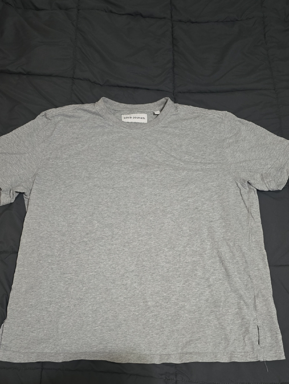 Good Counsel Men’s Gray Crew Neck T-Shirt Tee, XL, EUC